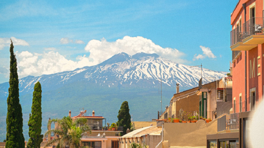 degustazione-5-calici-etna-a-cuncuma